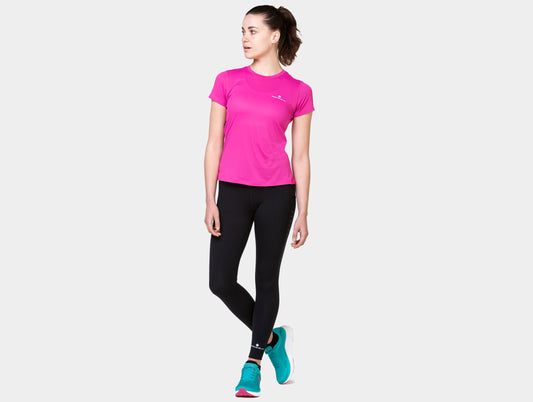 This relaxed fit, basic short-sleeved Tee is anything but; made from our high performance Vapourlite fabric, it’s lightweight, breathable and effectively wicks moisture away from the body, plus it feels great. It has Ronhill's quality stitched in, which means it will be there for you run after run. Colour is Pink