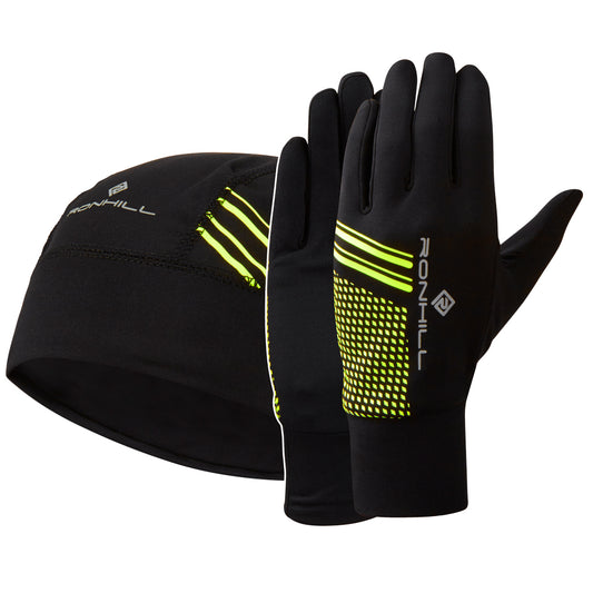 The Ronhill Beanie & Glove Set is a popular hat and glove set that is designed for runners who are out in all weather conditions.
The pack includes gloves and a beanie manufactured with warming thermalite fabric