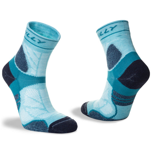 Hilly - Trail Anklet Max Cushioning

Merino Wool off-road comfort.

A warm and maximum cushioned off-road running sock that is ideal from Autumn through to Spring. The Merino Wool content helps regulate foot temperature, is high wicking and is anti-microbial, keeping you feet fresh and comfortable. Produced with LYCRA® SPORT fibre to ensure a close, comfortable fit. Colour is Blue