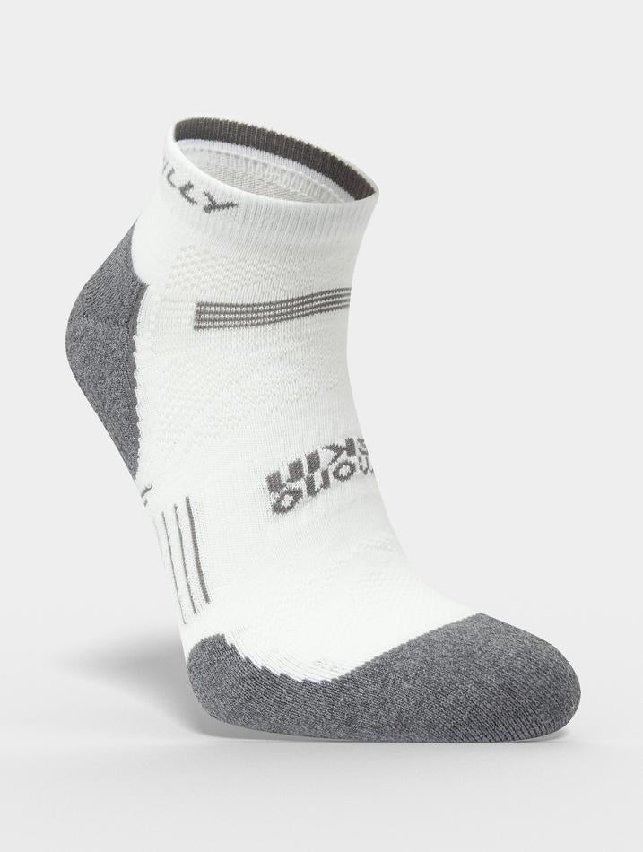 HILLY SUPREME QUARTER
Super soft and comfortable technical running sock. Feels luxurious on your feet. Colour is White